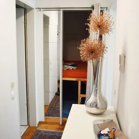 Trendy Close To S8, Airport, City Center And Oktoberfest ミュンヘン